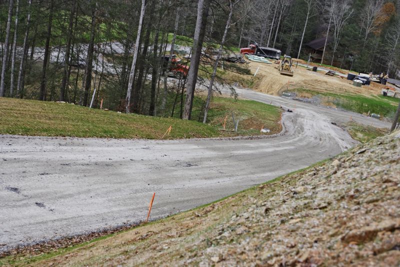 Driveway Grading Cost — Cost of driveway grading service